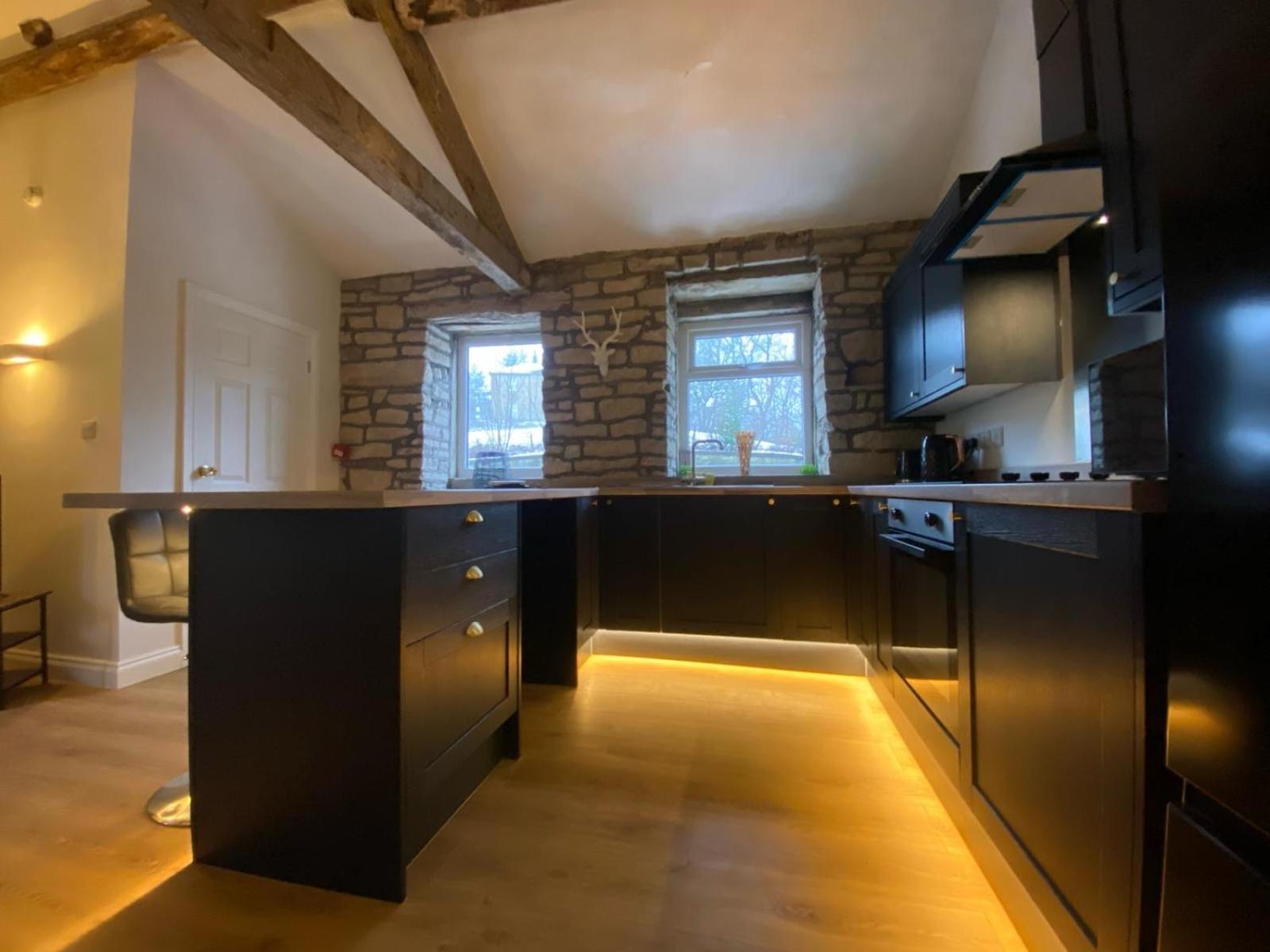 Robins Mill Apartment *